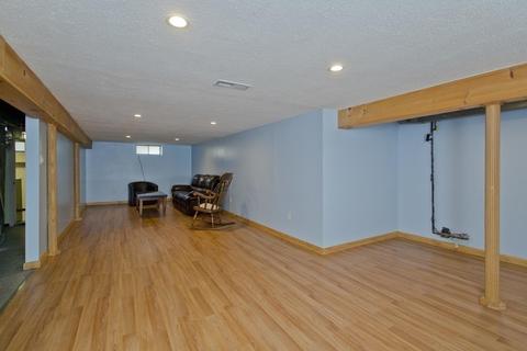155 W Canton Cir, Springfield, MA 01104 photo 30