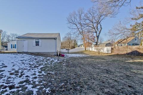 155 W Canton Cir, Springfield, MA 01104 photo 6