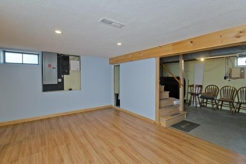 155 W Canton Cir, Springfield, MA 01104 photo 34