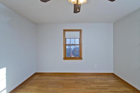 155 W Canton Cir, Springfield, MA 01104 photo 18