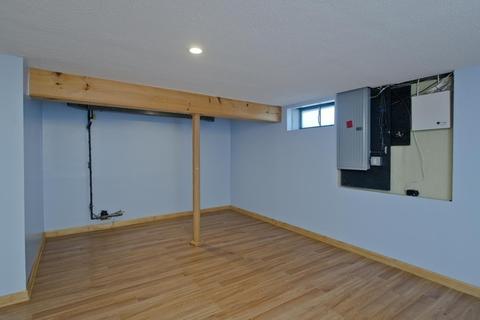 155 W Canton Cir, Springfield, MA 01104 photo 31