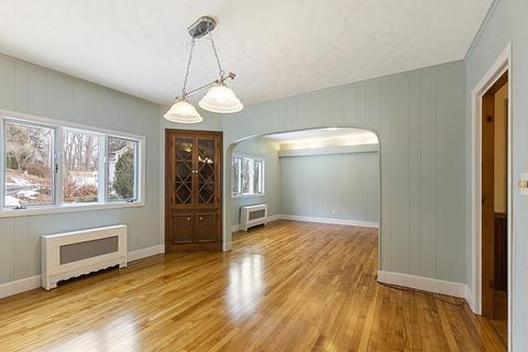 7 Willow St, Worcester, MA 01603 photo 9
