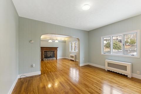 7 Willow St, Worcester, MA 01603 photo 8