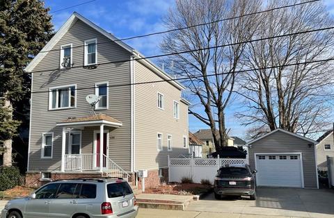 136 Smith St, Fall River, MA 02721 photo 1