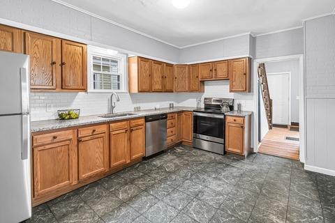 49 Andrew St, Springfield, MA 01109 photo 12