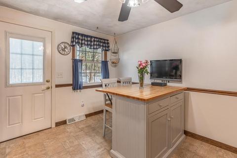 3 Todd Dr, Townsend, MA 01469 photo 12