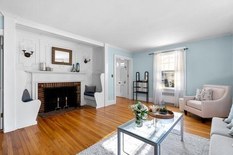27 Pickwick, Marblehead, MA 01945 photo 3