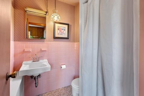 27 Pickwick, Marblehead, MA 01945 photo 13