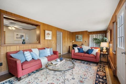 27 Pickwick, Marblehead, MA 01945 photo 15