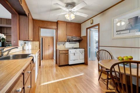 27 Pickwick, Marblehead, MA 01945 photo 8