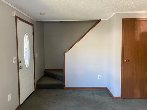 89 Crest Cir, Worcester, MA 01603 photo 4