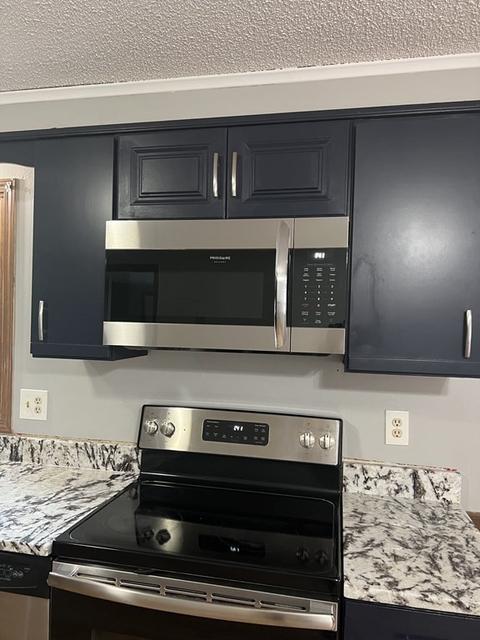 89 Crest Cir, Worcester, MA 01603 photo 17