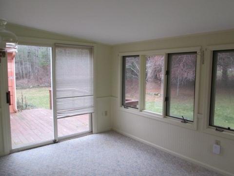 35 Robbins St, Acton, MA 01720 photo 7