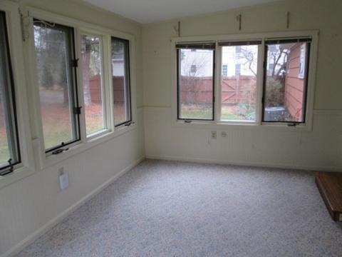 35 Robbins St, Acton, MA 01720 photo 8