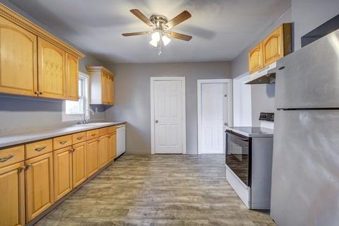53 Crystal Ave, Springfield, MA 01108 photo 7