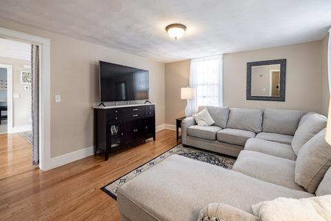 593 Main St, Wilbraham, MA 01095 photo 5
