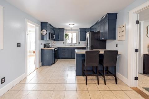593 Main St, Wilbraham, MA 01095 photo 14