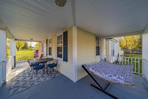 593 Main St, Wilbraham, MA 01095 photo 4