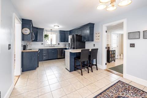 593 Main St, Wilbraham, MA 01095 photo 11