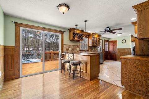 504 Forest St, Dunstable, MA 01827 photo 9