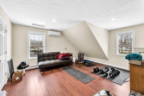 189 Pendleton Ave, Chicopee, MA 01020 photo 33