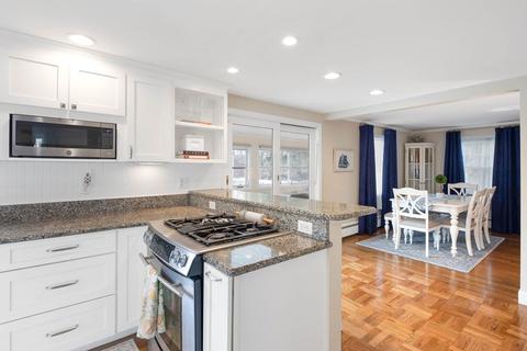 12 Barnes Rd, Hingham, MA 02043 photo 4