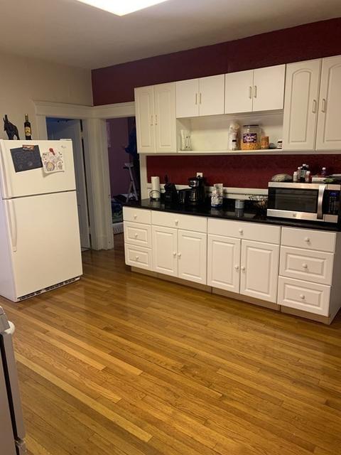 25 Canton St, Lowell, MA 01851 photo 9