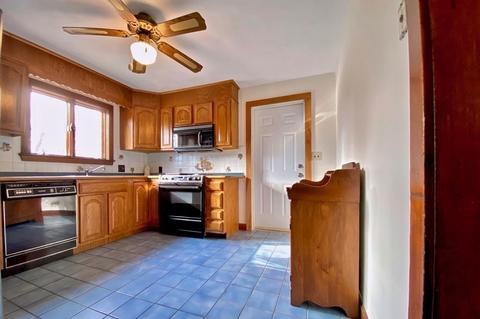 3 Orchard Ln, Danvers, MA 01923 photo 7