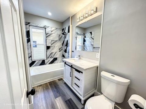 49 Hobson St, Springfield, MA 01109 photo 16