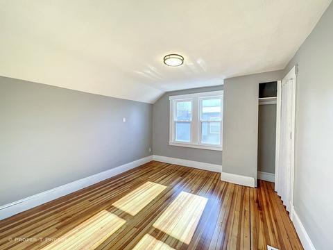 49 Hobson St, Springfield, MA 01109 photo 25