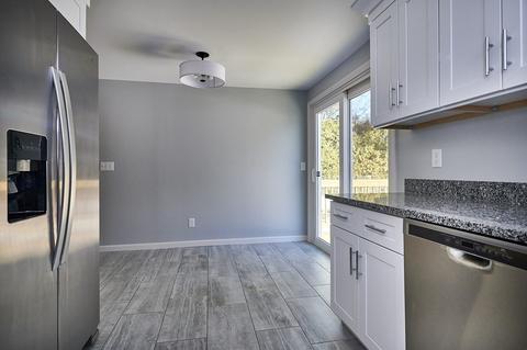 32 Line St, Easthampton, MA 01027 photo 5