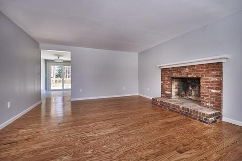 32 Line St, Easthampton, MA 01027 photo 8
