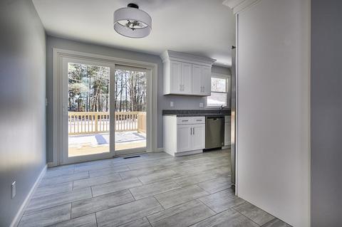 32 Line St, Easthampton, MA 01027 photo 6