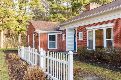 291 Elm St E, Raynham, MA 02767 photo 2