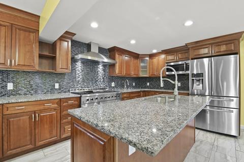 73 Wareham St, Middleboro, MA 02346 photo 11
