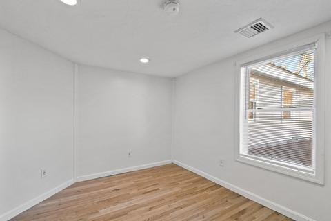 73 Wareham St, Middleboro, MA 02346 photo 27