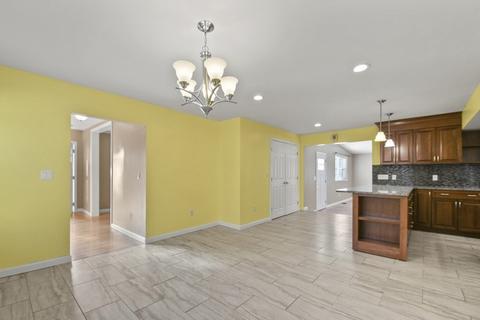 73 Wareham St, Middleboro, MA 02346 photo 8