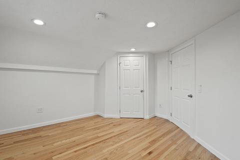 73 Wareham St, Middleboro, MA 02346 photo 26