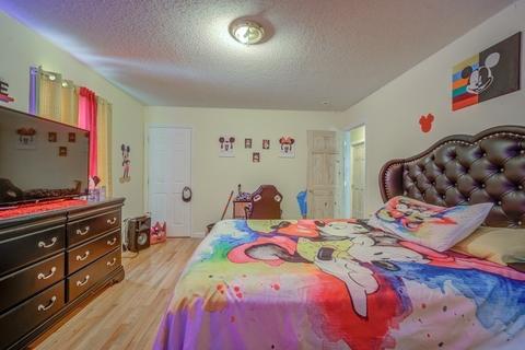 26 Paramount St, Springfield, MA 01104 photo 9