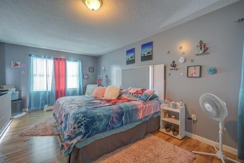 26 Paramount St, Springfield, MA 01104 photo 6