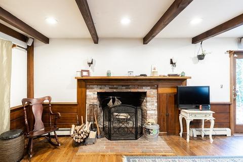 29 Quippish Rd, Mashpee, MA 02649 photo 3