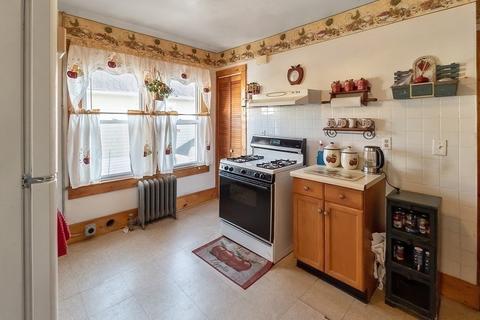 101 Draper St, Springfield, MA 01108 photo 14