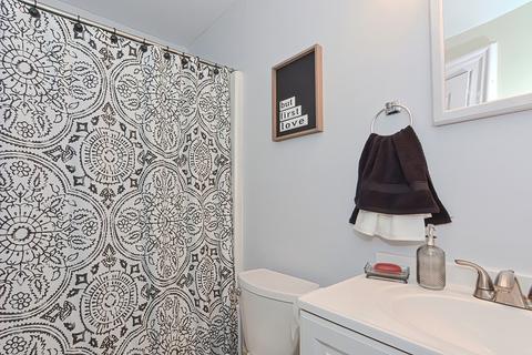 72 Temple St #2, Springfield, MA 01105 photo 17