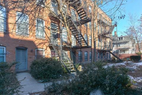72 Temple St #2, Springfield, MA 01105 photo 4