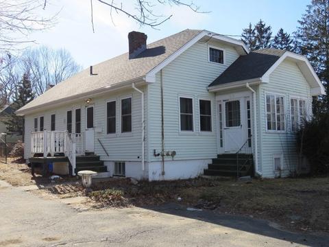 22 Arrowhead Ln, Dedham, MA 02026 photo 2