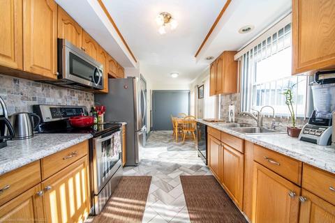 354 Hyde St, Fall River, MA 02720 photo 17