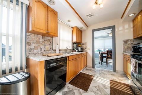 354 Hyde St, Fall River, MA 02720 photo 24
