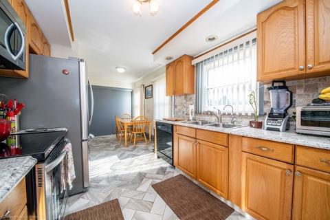 354 Hyde St, Fall River, MA 02720 photo 19