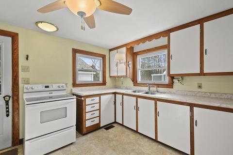 77 Chase St, Orange, MA 01364 photo 13