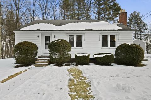 77 Chase St, Orange, MA 01364 photo 1
